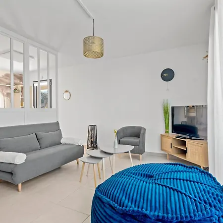 Le Nid Bleu - 3 Stars - Terrace And Parking Apartment